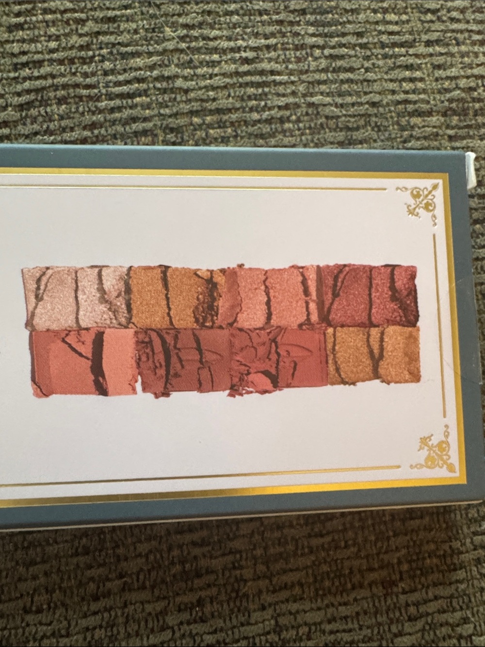 Laura Geller Gold and Glamorous Blend Away Eyeshadows Palette New/Unused - Picture 2 of 5